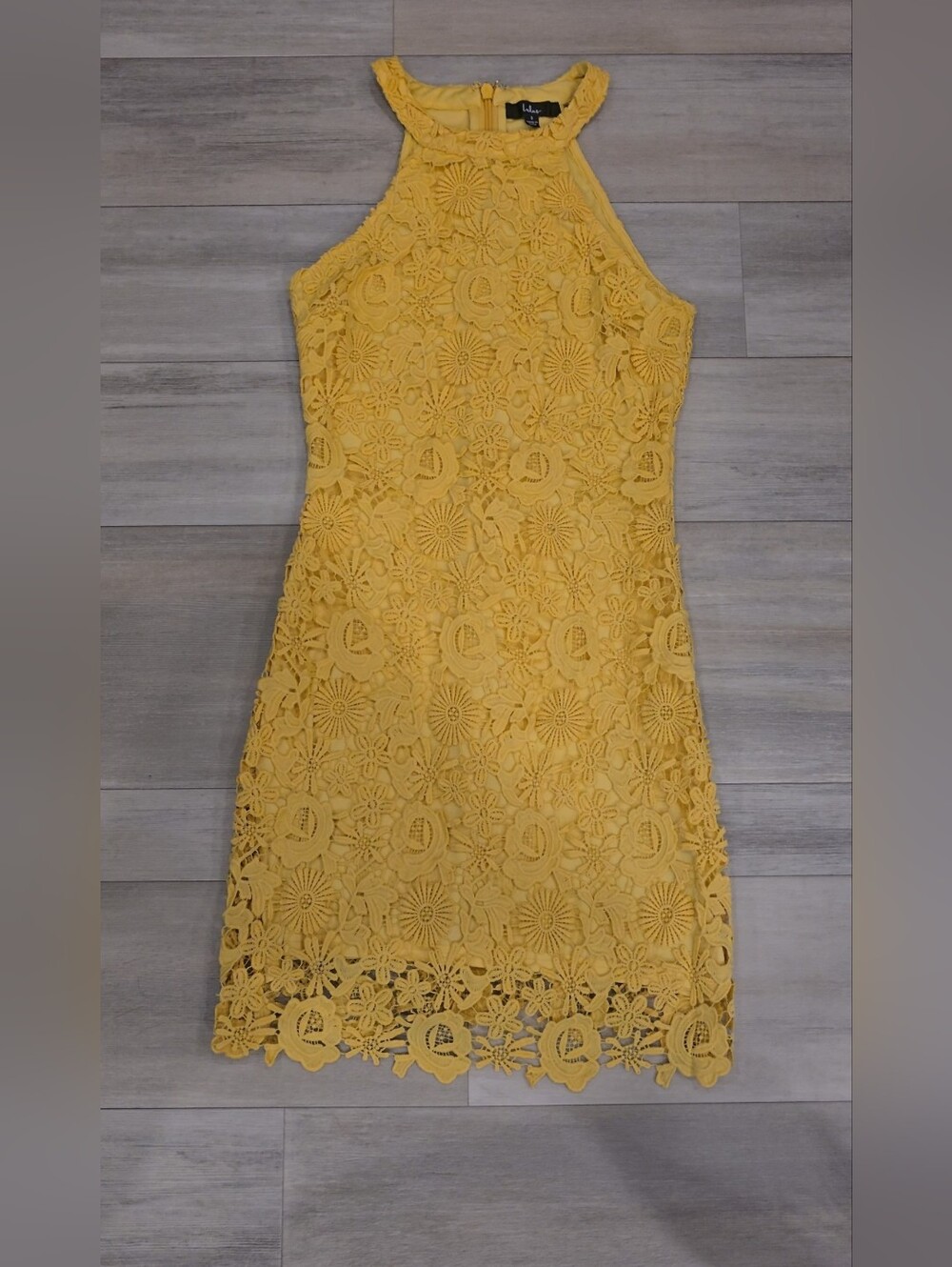 Lulus Yellow Floral Lace Halter Midi Dress Size Small Crochet Lace Fit & Flare
